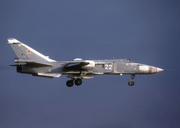 1318178671_su-24_2-9_www.nevsepic.com.ua